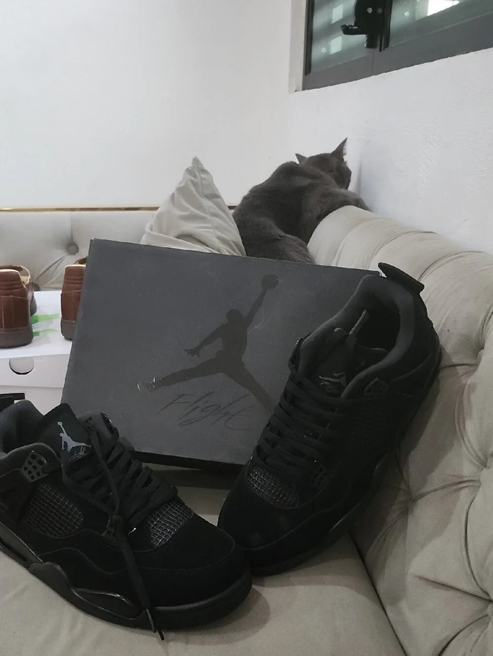 Jordan Men's All-Black Retro Basketball Sneakers